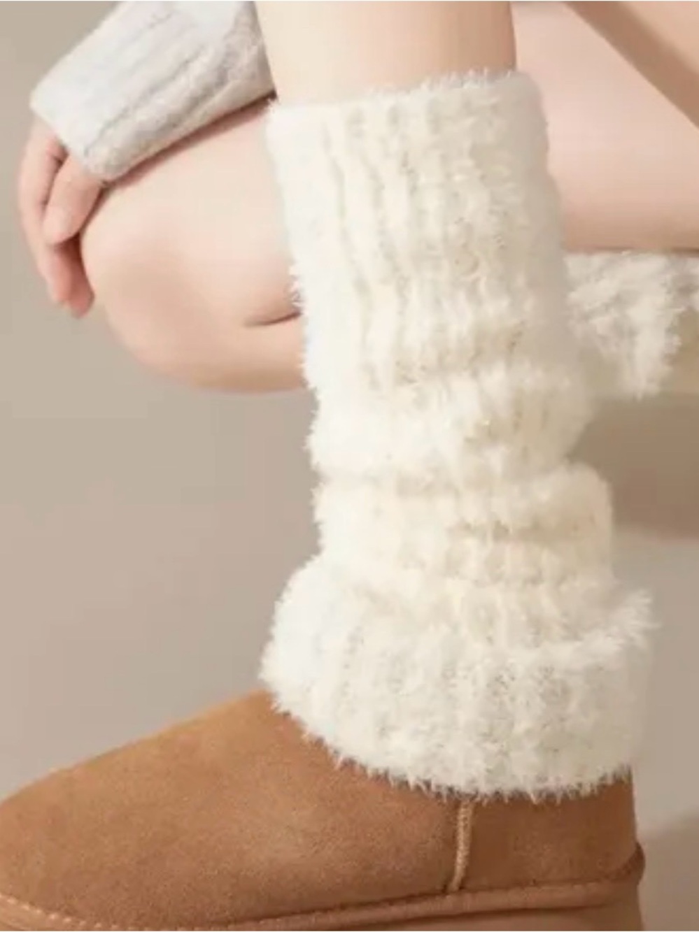 Brown Ribbed Ruffle Cuff Sweater - Women socks - Picture 2 of 3